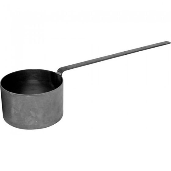 Long Reach Tar Ladle, Pot Size: (w) 7 1/2" x (d) 4 1/4" , Handle Length 22"